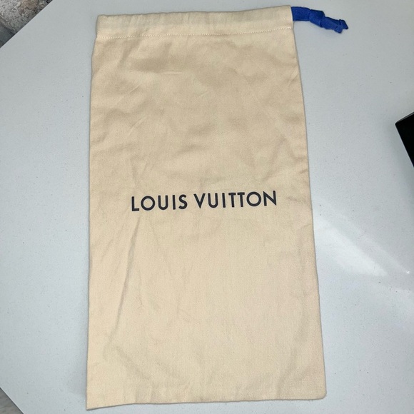 Louis Vuitton Authentic Dust Bag 15x9 - Picture 1 of 4